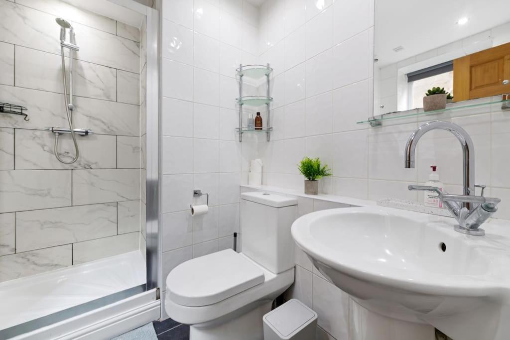 Luxurious 3 Bedroom Apartment In Park Estate Nottingham Esterno foto