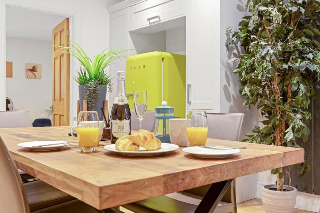 Luxurious 3 Bedroom Apartment In Park Estate Nottingham Esterno foto
